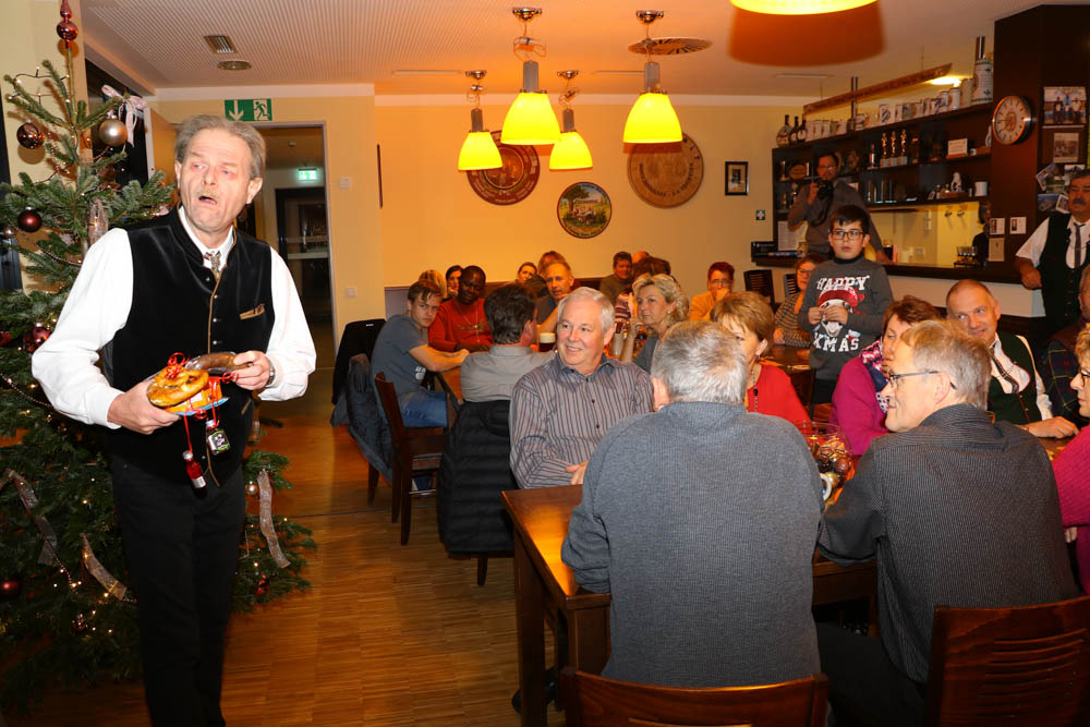 2018-12-21_Christbaumversteigerung_SGE_22