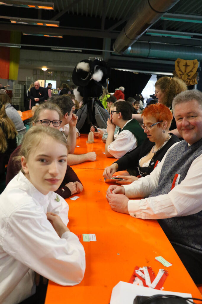 2023-04-16_07-39-02-Fahnenweihe