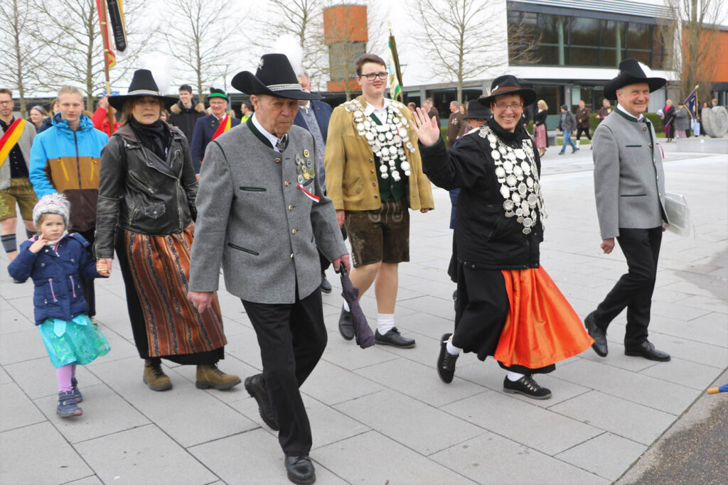 2023-04-16_10-36-16-Fahnenweihe (2)